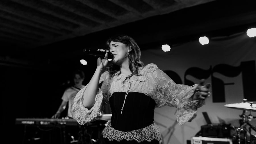 SOFFIE successfully opens second headline Tour in Stuttgart
