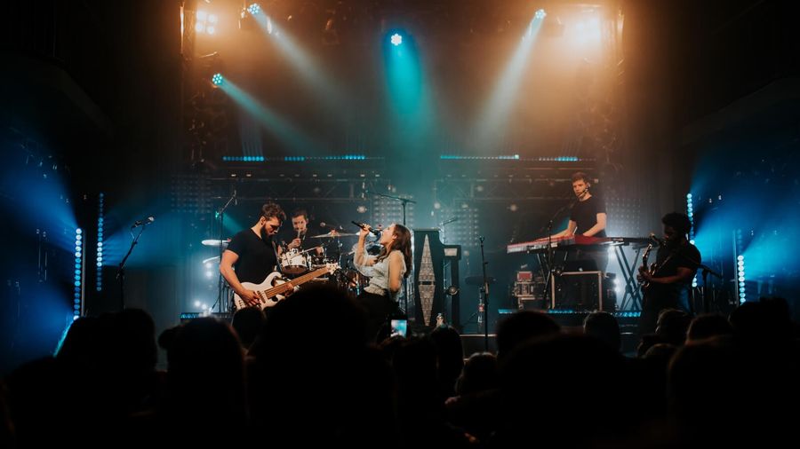 Coasting Into the Night: Alice Merton Returns to Kieler Woche