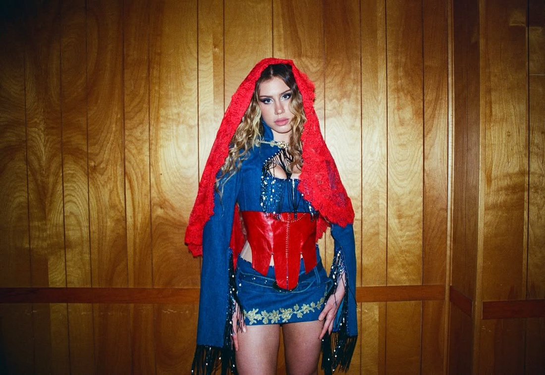 Slayyyter WOR$T GIRL IN THE WORLD TOUR Slayyyter Instagram