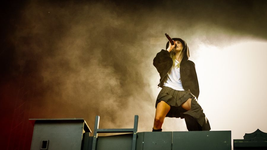 Air Heavy, Heart Full: Paula Hartmann Live
