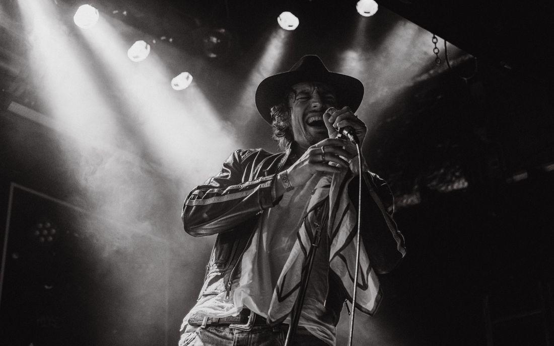 Fiio in Vienna: Athena Tour Captivates With Intimate Charm