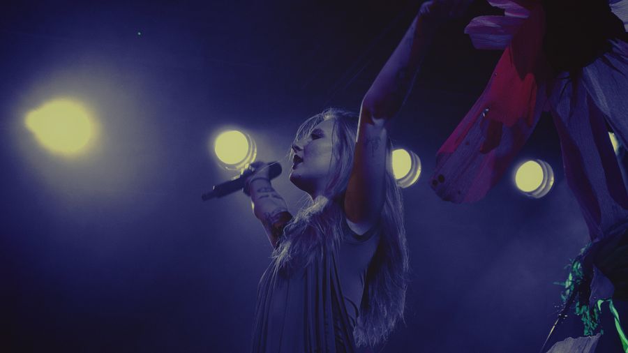 Lilyisthatyou Makes Cologne Part of Her Garden on Her "The Flowers Have Feelings Tour"