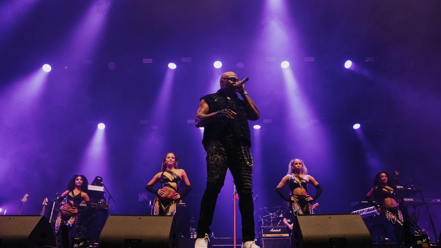 Flo Rida Got Berlin Going Low 