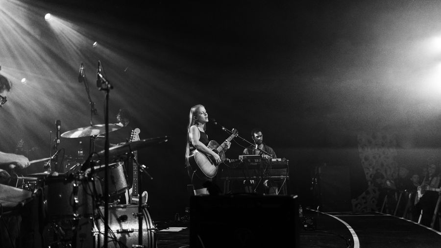 Alice Phoebe Lou and the Art of being Human
