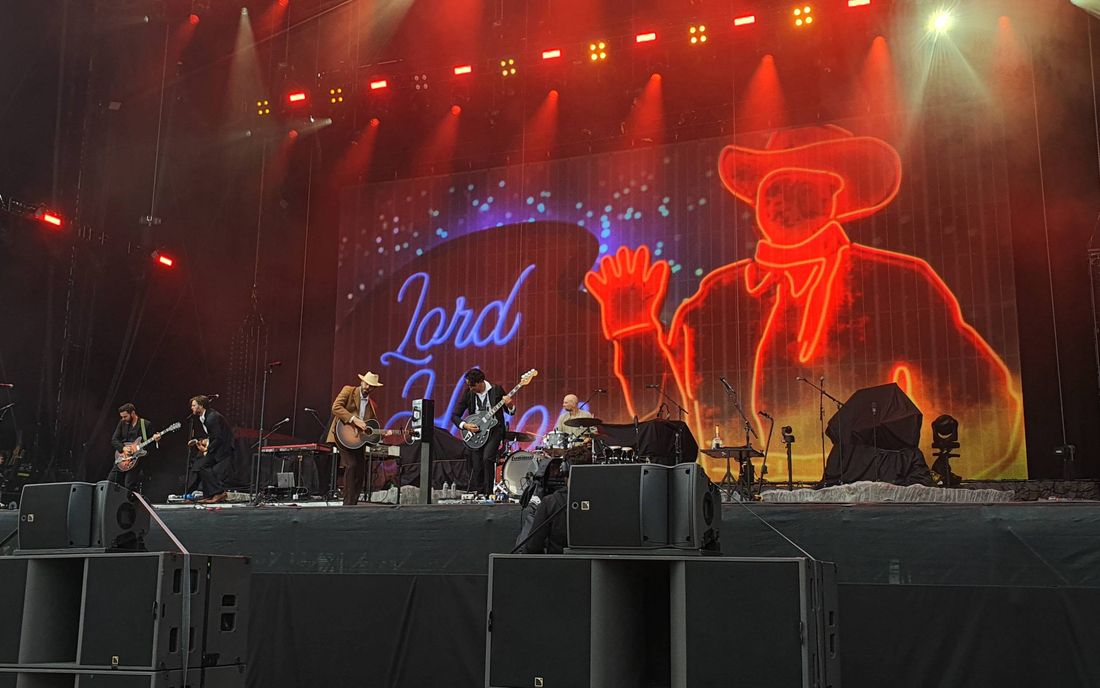 Lord Huron Transcends Reality with their Newest Album „The Cosmic Selector Vol. 1“