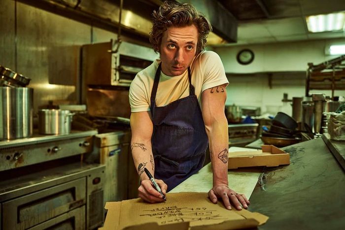 Jeremy Allen White as Carmy in The Bear, Fx Network.